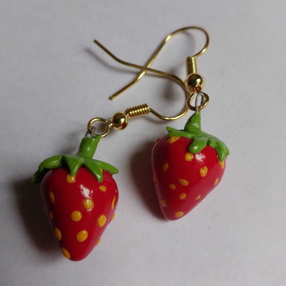 Strawberry Earrings (hand made)